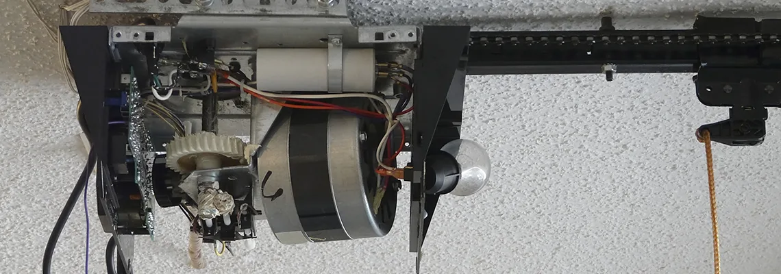 Sliding Garage Door Humming Noise Repair in Pickering, Ontario